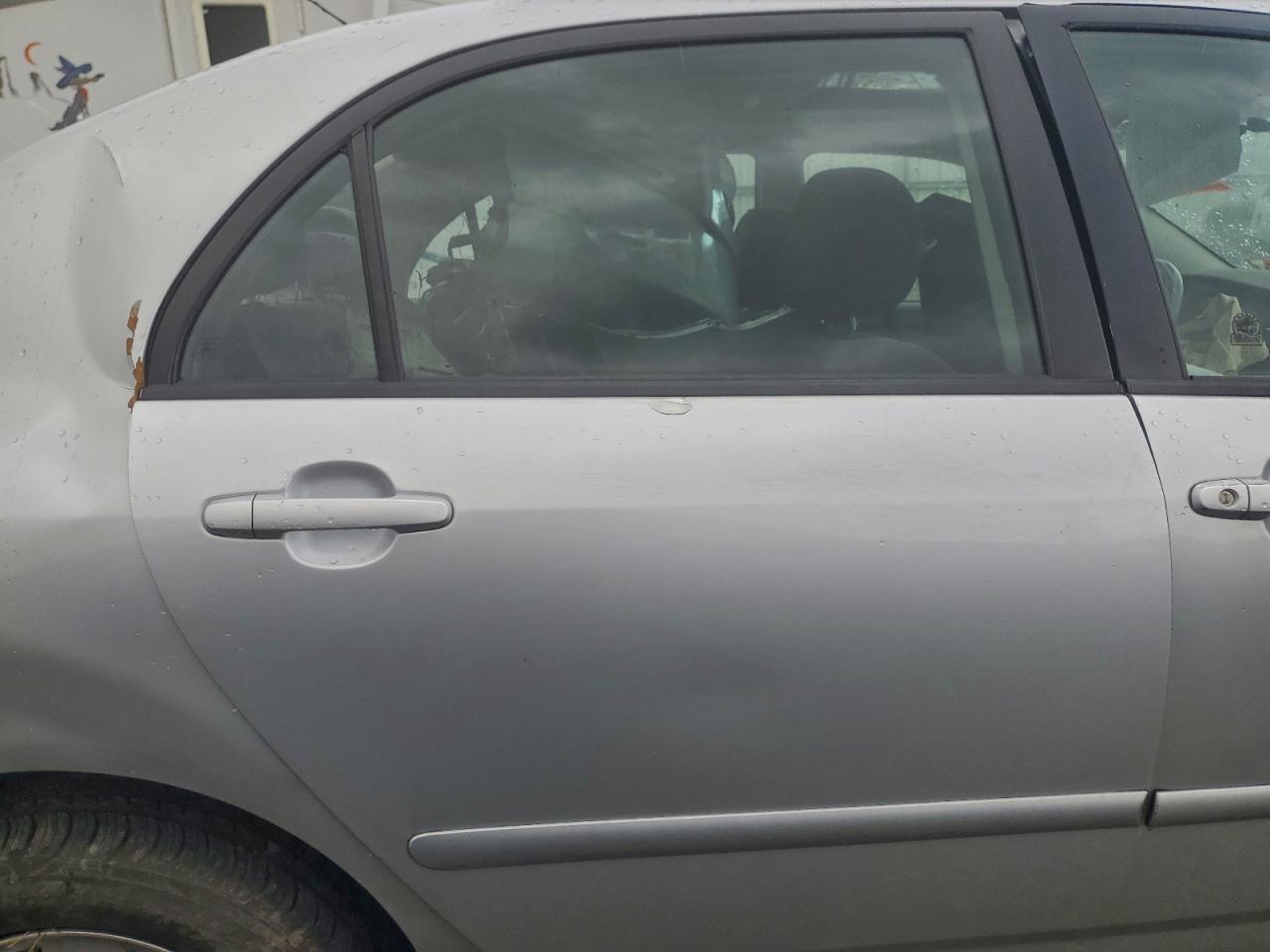 2005 TOYOTA COROLLA CE photo 10