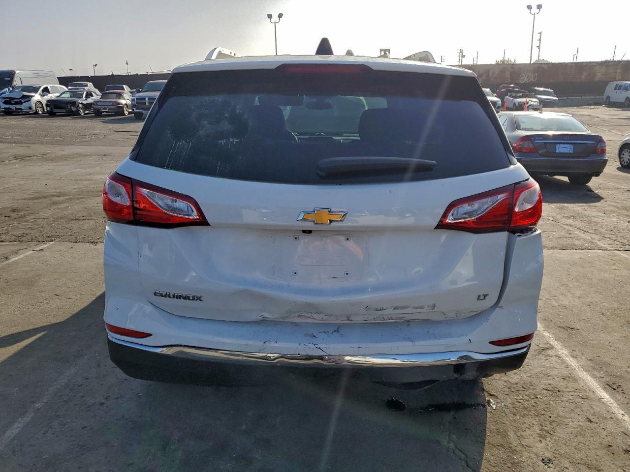 2018 CHEVROLET EQUINOX LT photo 16