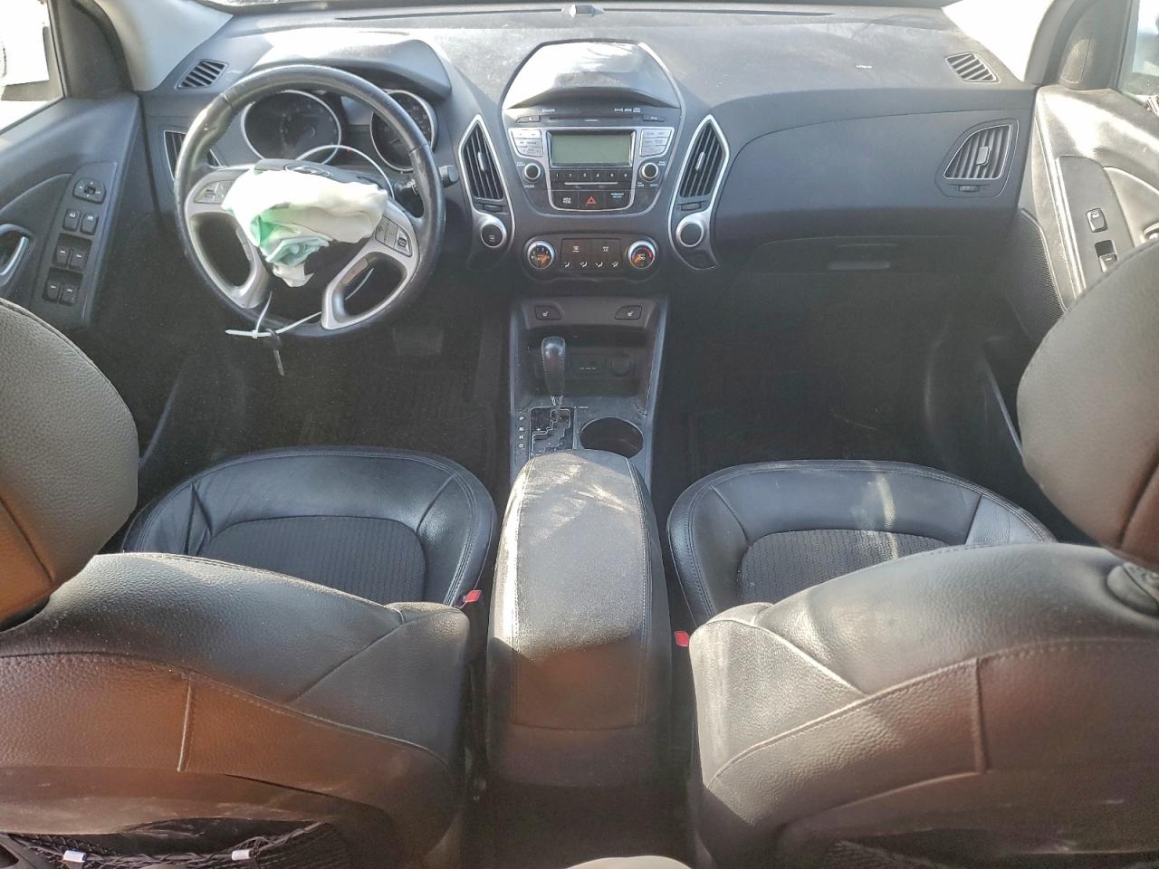 2013 HYUNDAI TUCSON GLS photo 22
