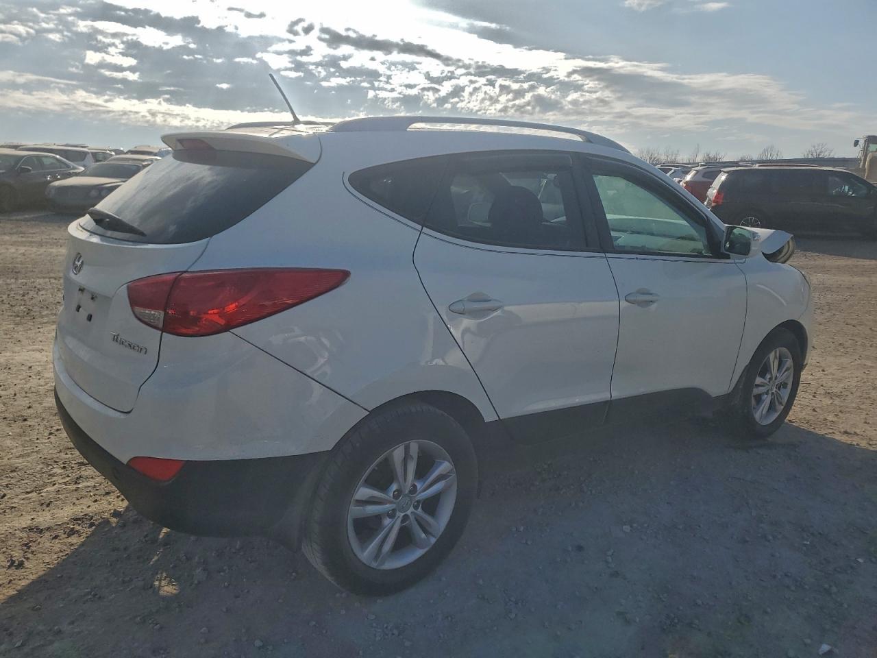 2013 HYUNDAI TUCSON GLS photo 7