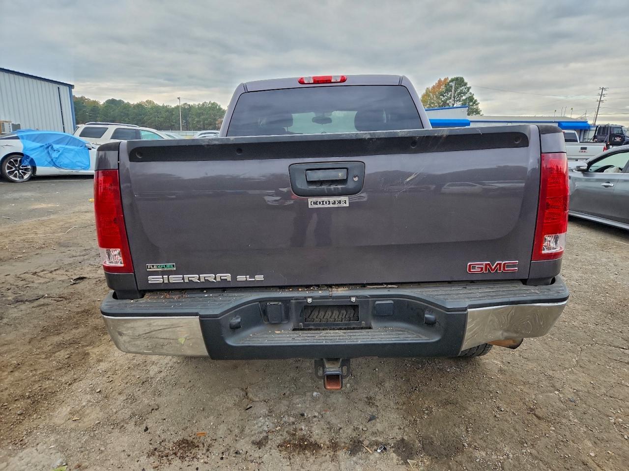 2010 GMC SIERRA photo 16