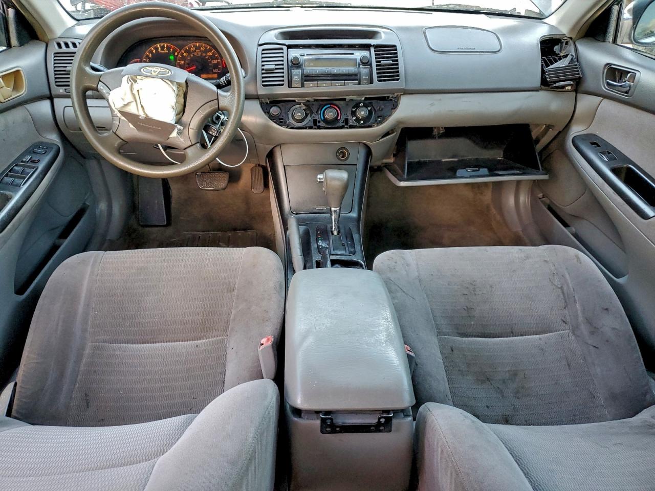2006 TOYOTA CAMRY LE photo 8