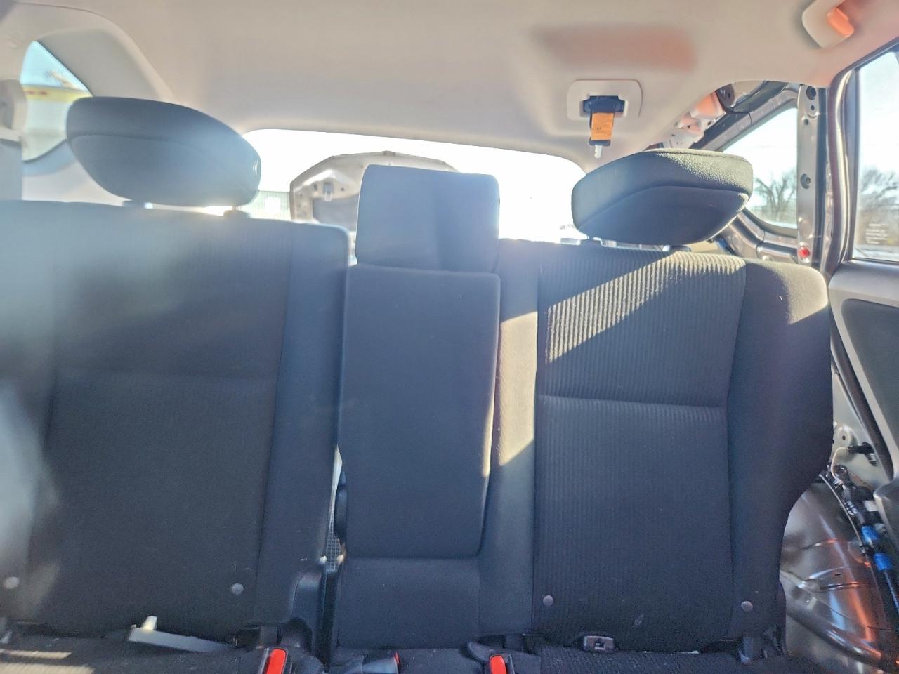 2018 TOYOTA RAV4 LE photo 10