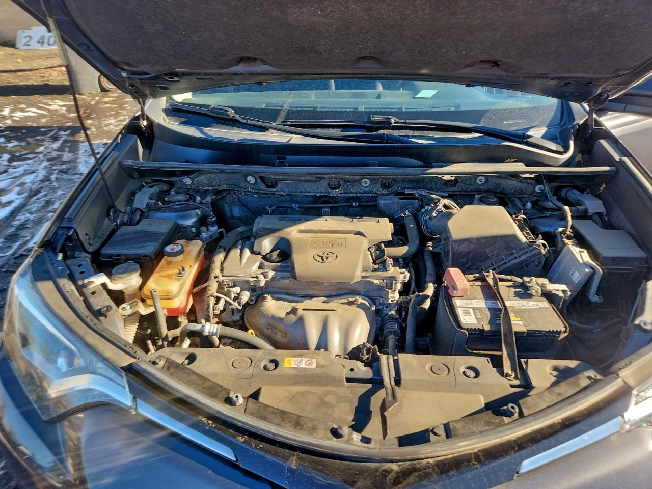2018 TOYOTA RAV4 LE photo 12