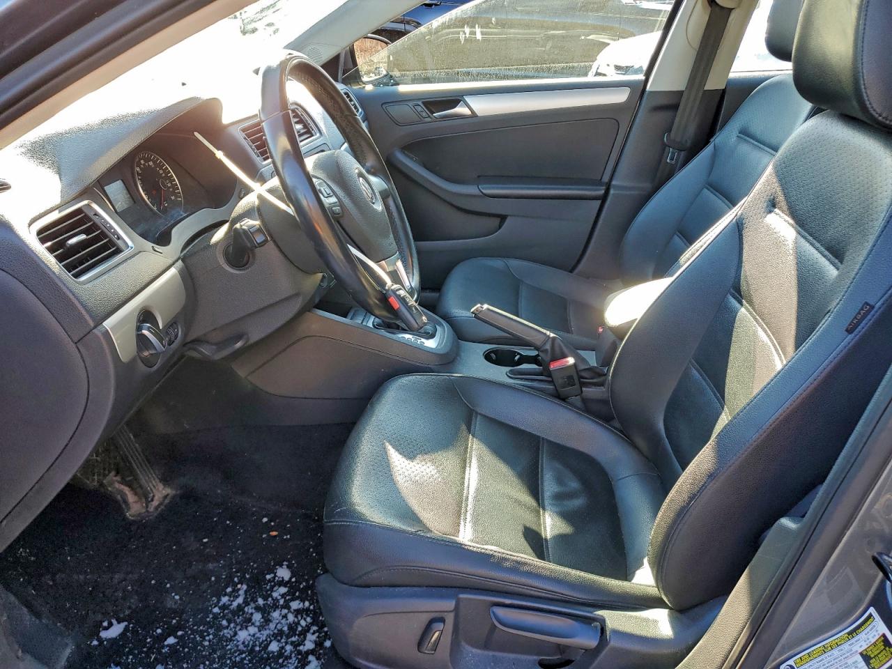 2014 VOLKSWAGEN JETTA SE photo 19