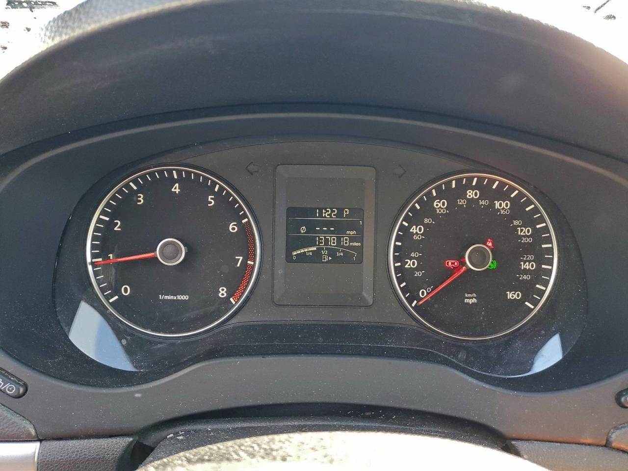 2014 VOLKSWAGEN JETTA SE photo 25