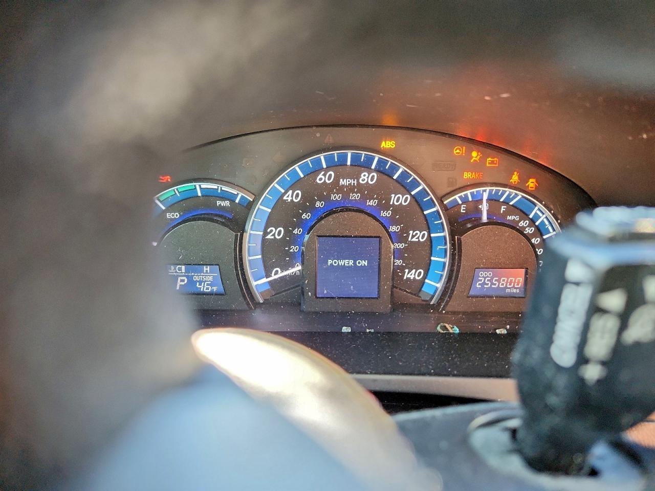 2014 TOYOTA CAMRY HYBRID photo 17