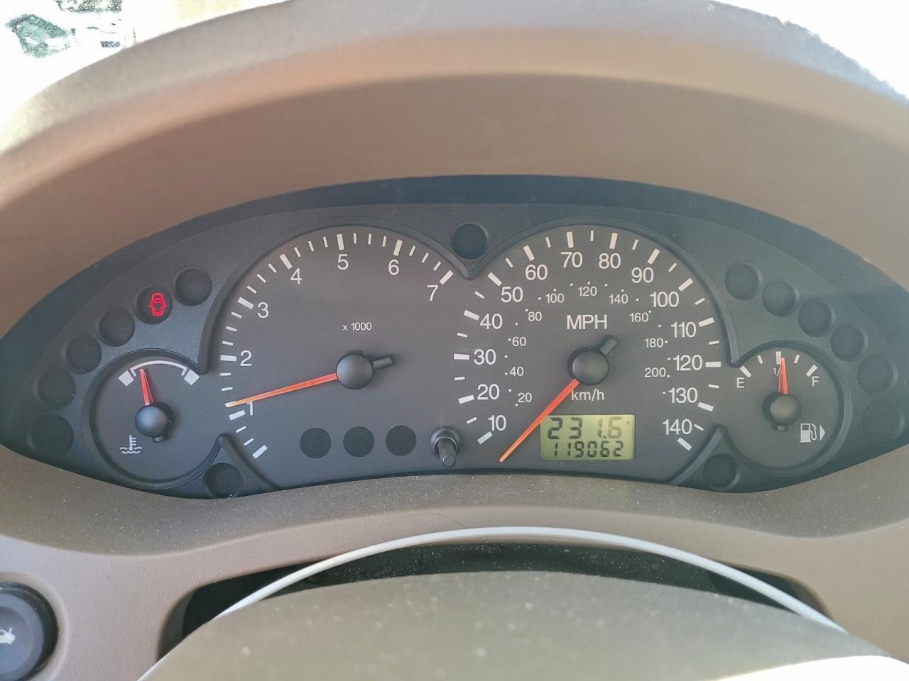 2005 FORD FOCUS ZX4 photo 17