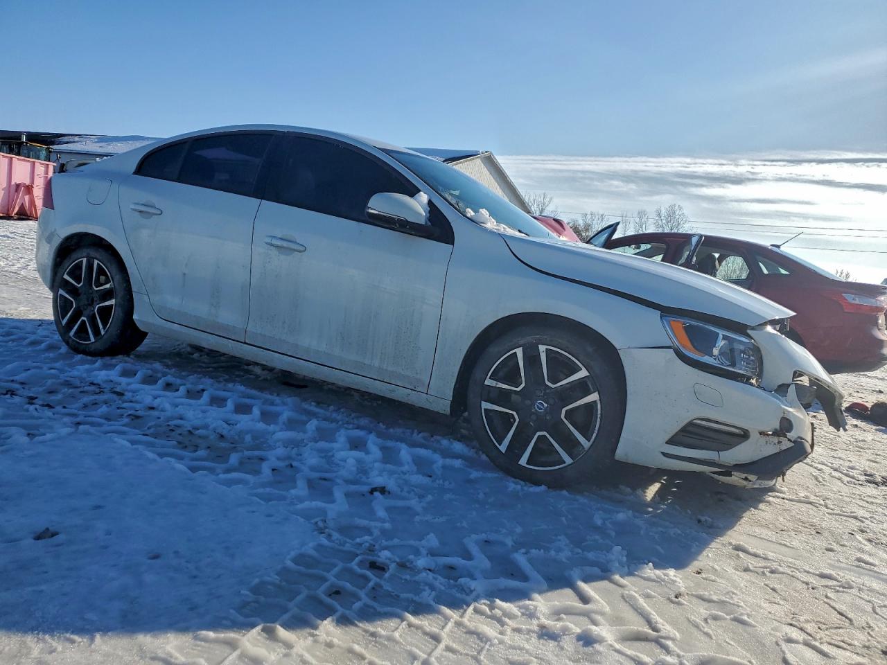 2017 VOLVO S60 photo 7
