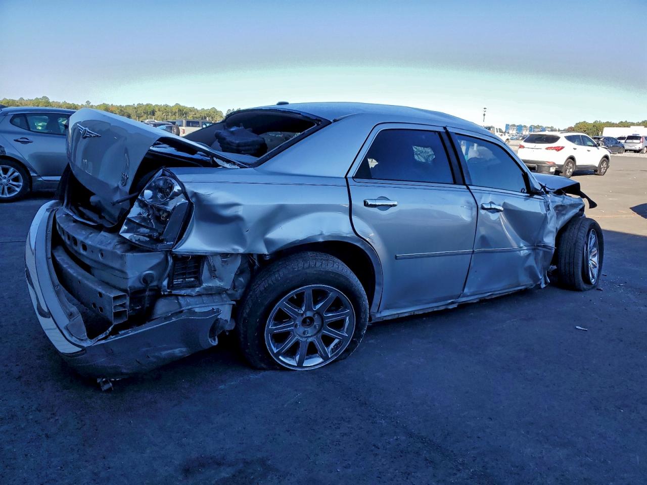 2006 CHRYSLER 300C photo 3