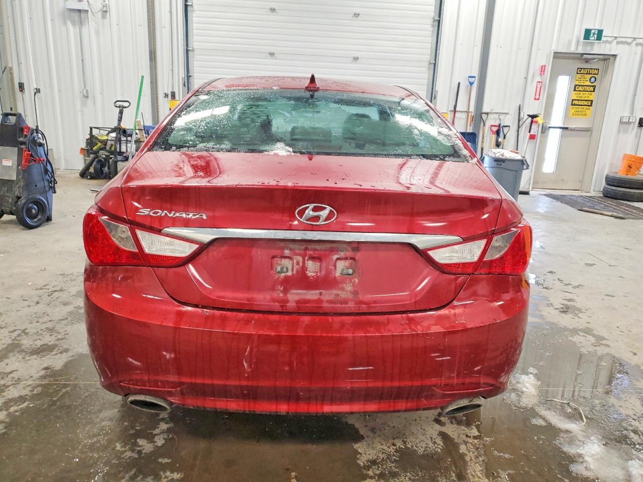 2013 HYUNDAI SONATA SE photo 6