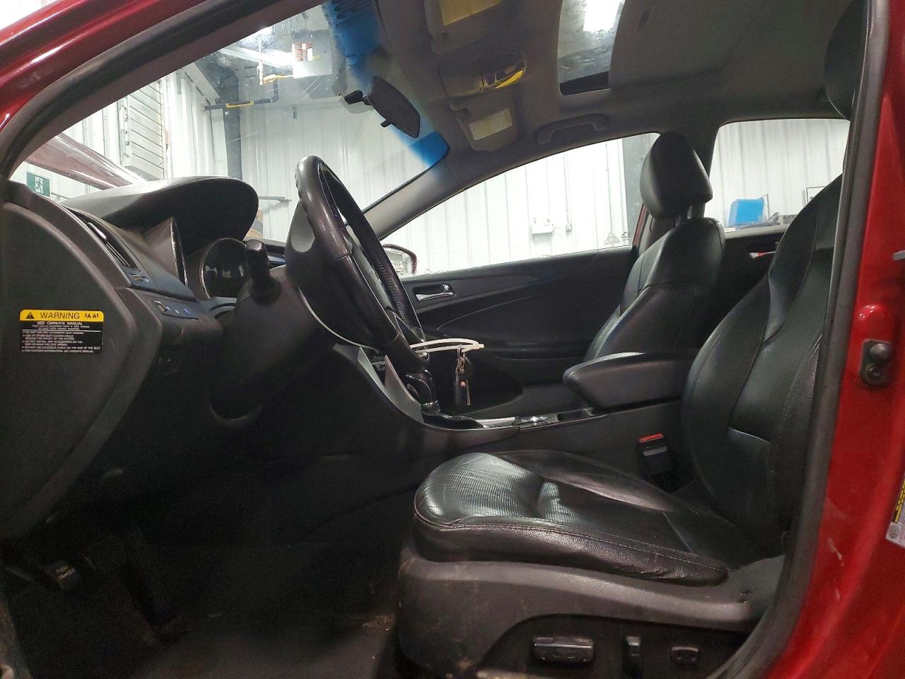 2013 HYUNDAI SONATA SE photo 7