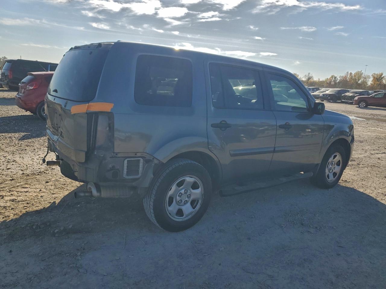 2013 HONDA PILOT LX photo 3
