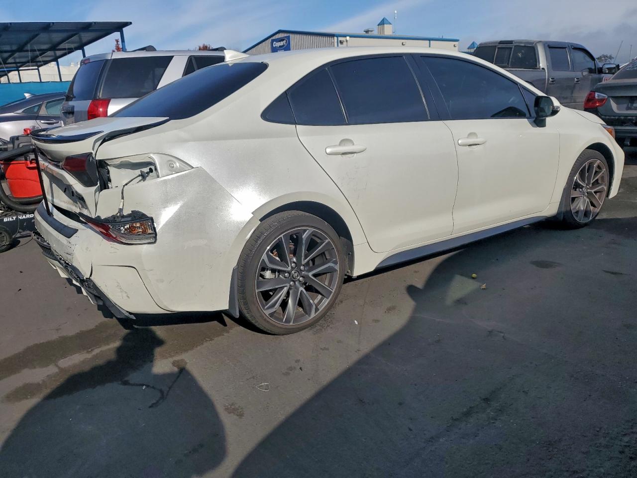 2021 TOYOTA COROLLA XSE photo 3