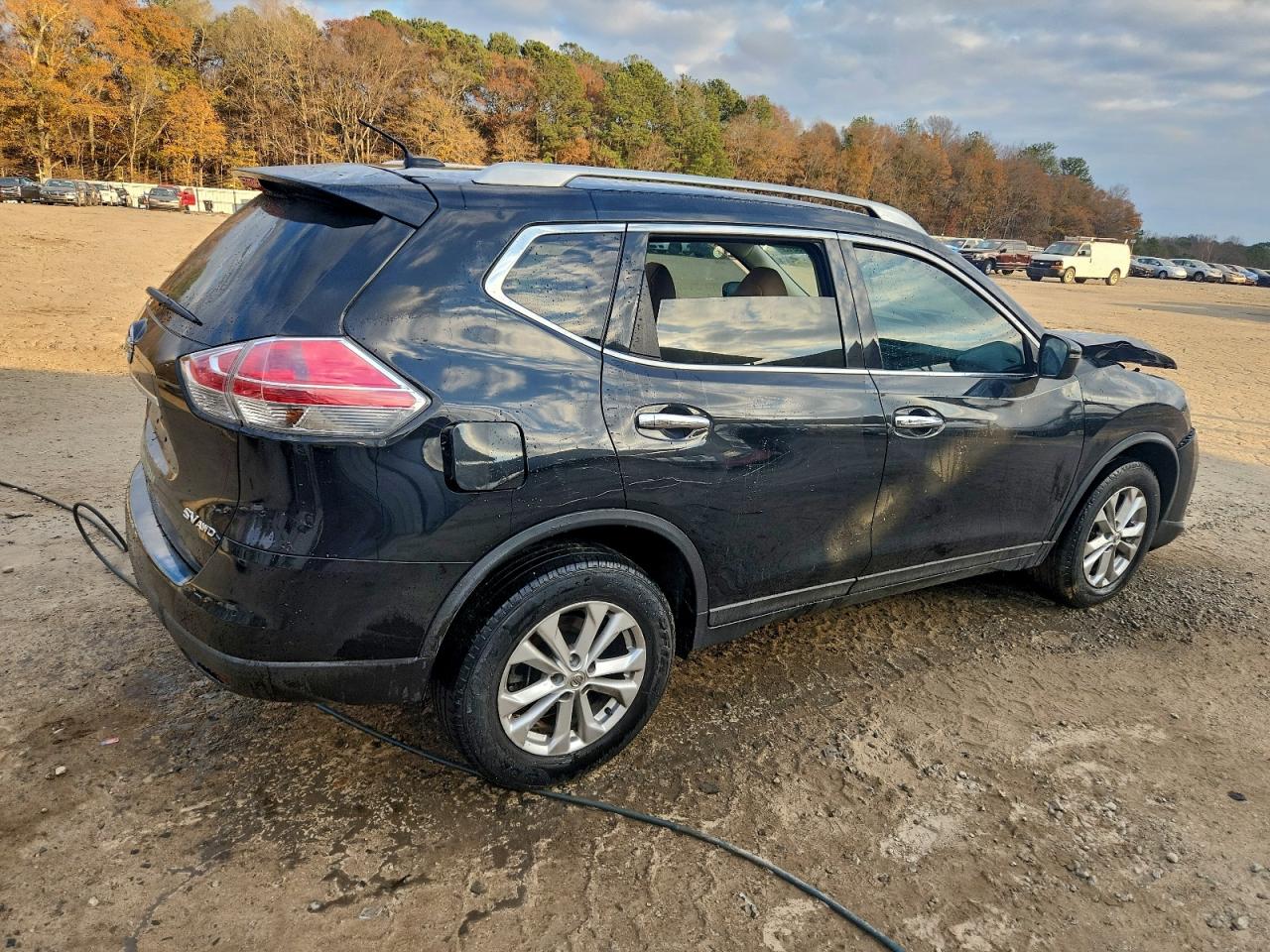 2016 NISSAN ROGUE SV photo 3