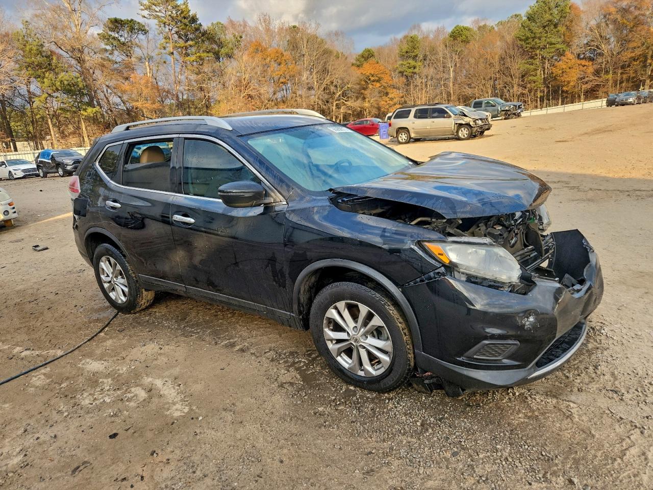 2016 NISSAN ROGUE SV photo 4