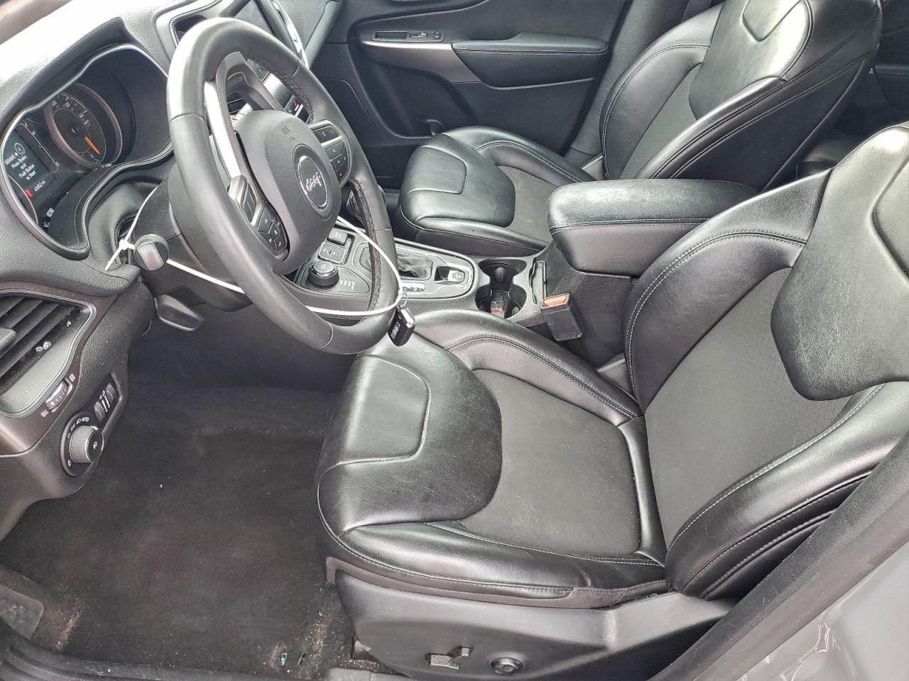 2021 JEEP CHEROKEE LATITUDE PLUS photo 7