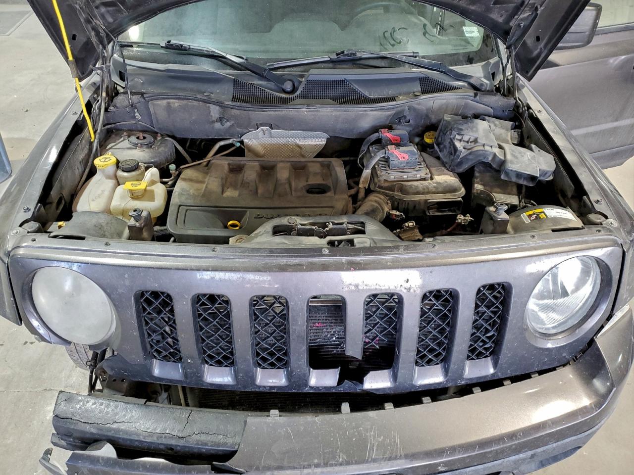 2015 JEEP PATRIOT SPORT photo 11