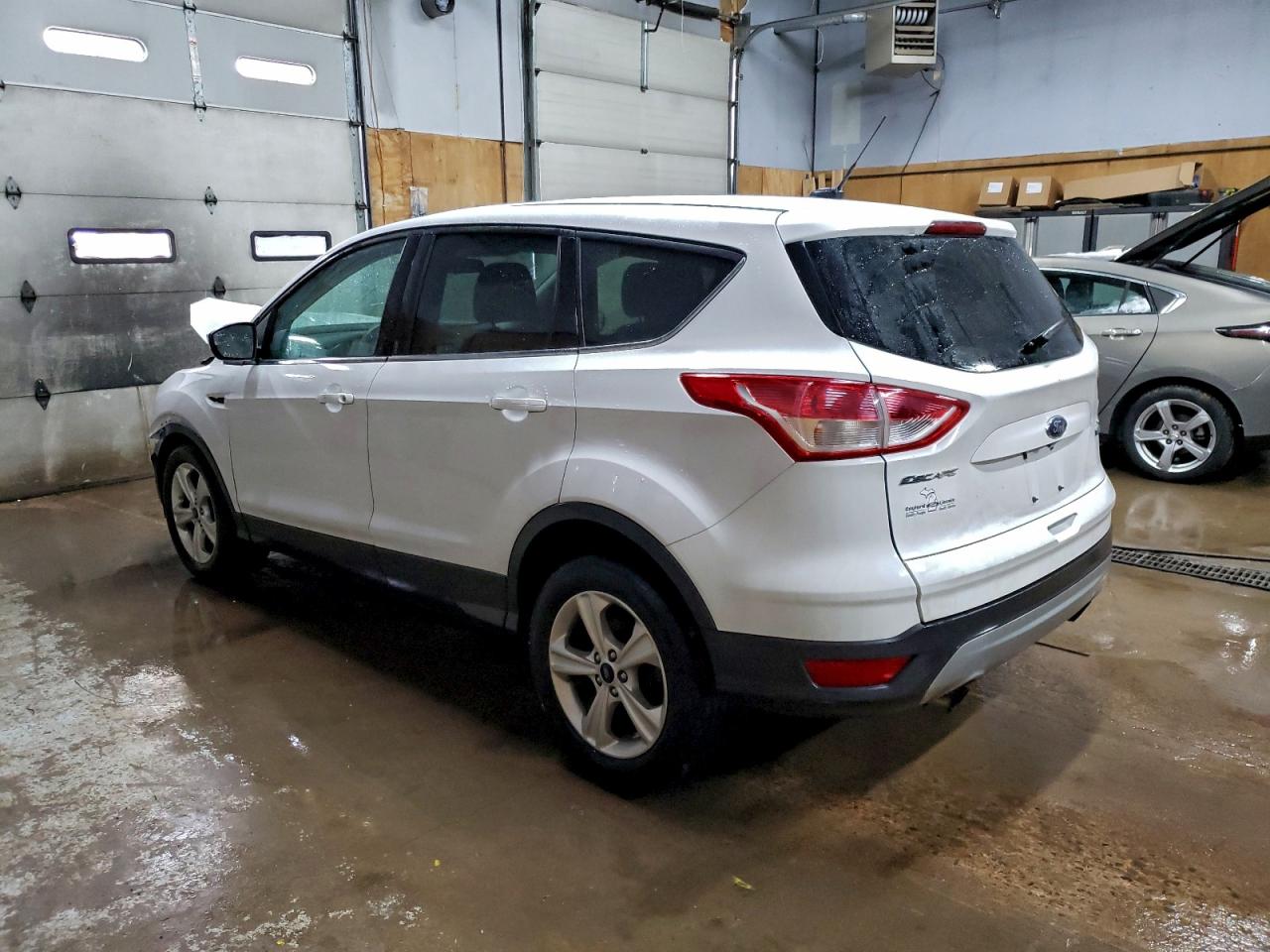 2015 FORD ESCAPE SE photo 2