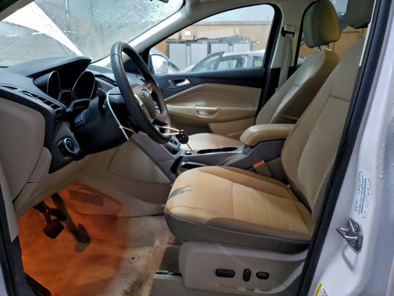 2015 FORD ESCAPE SE photo 7