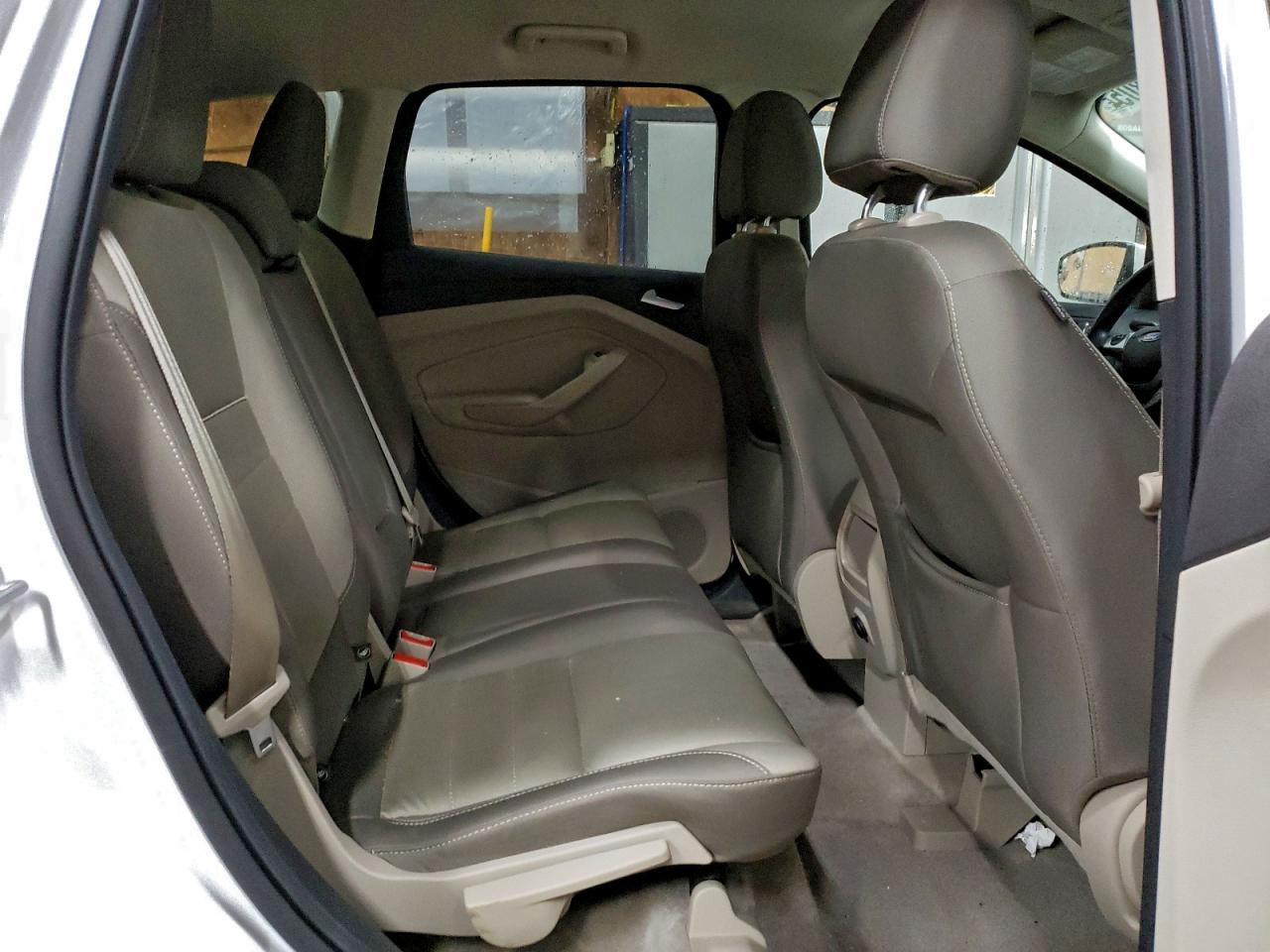 2015 FORD ESCAPE SE photo 11