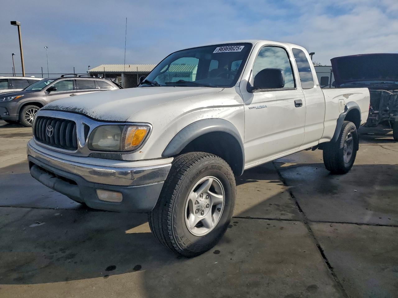 2004 TOYOTA TACOMA