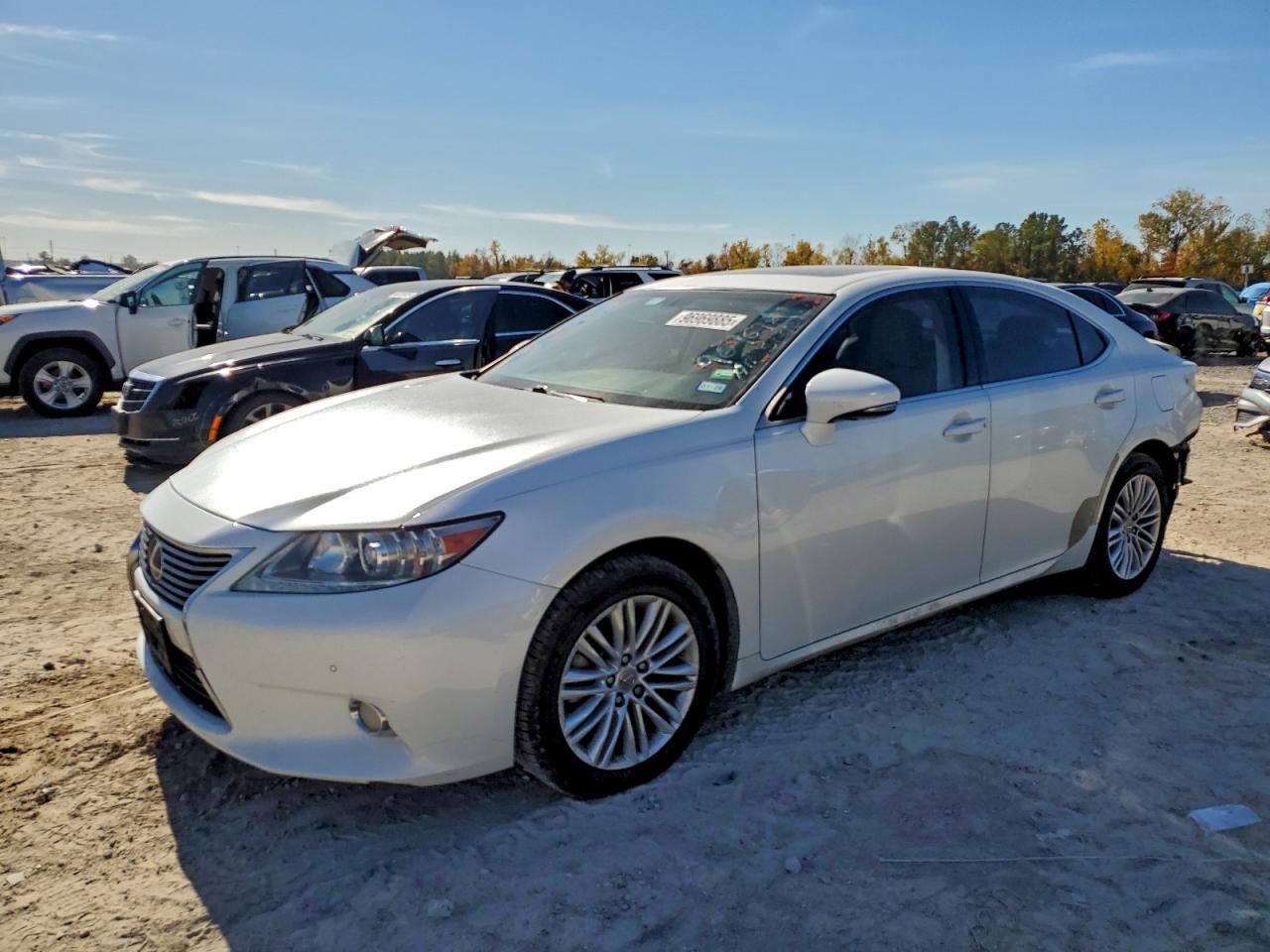 2013 LEXUS ES 350 — REAR END damage — photo 1