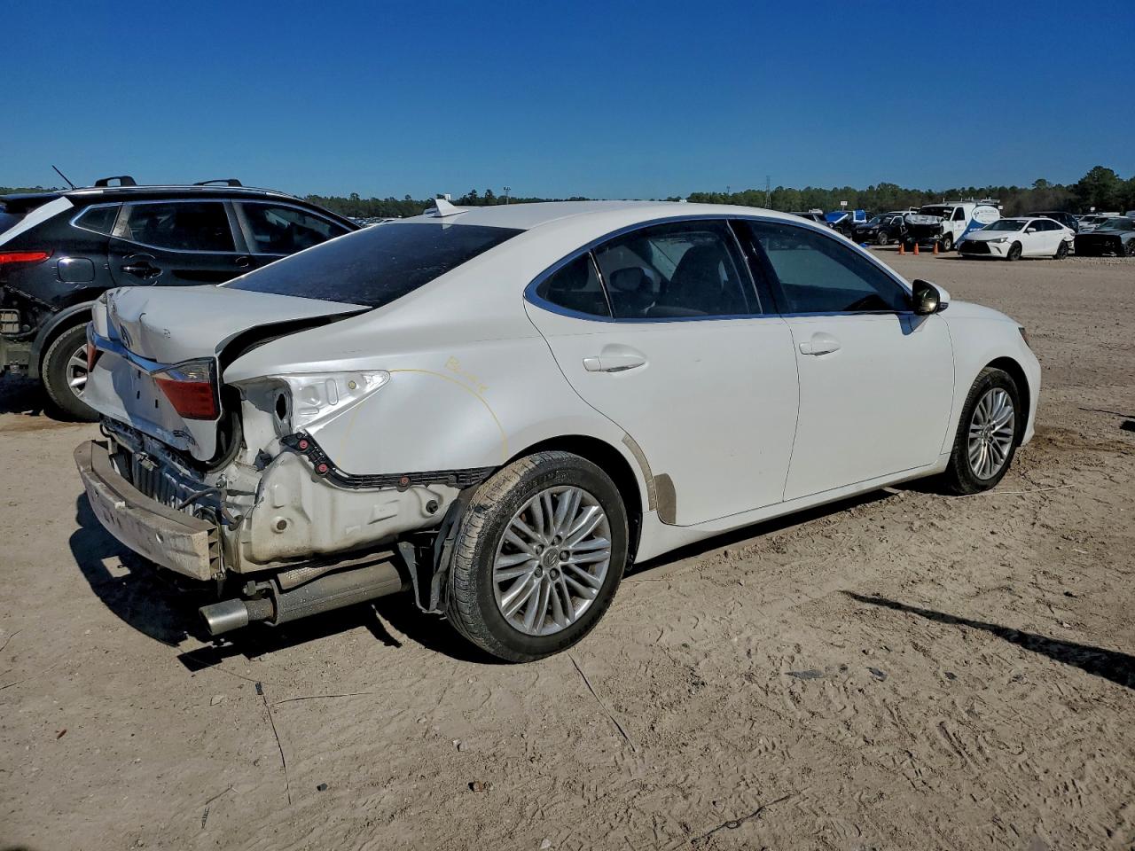 2013 LEXUS ES 350 photo 3