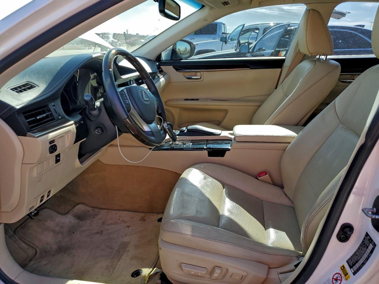 2013 LEXUS ES 350 photo 7