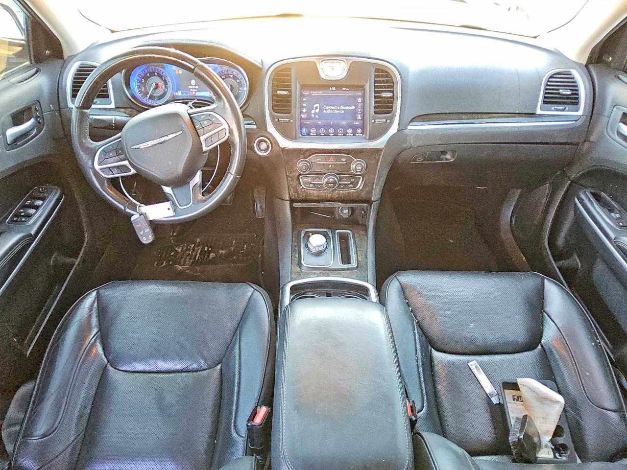 2020 CHRYSLER 300 LIMITED photo 8