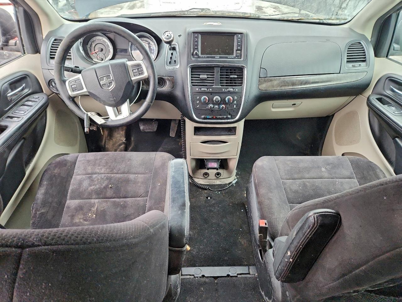 2011 DODGE GRAND CARAVAN EXPRESS photo 22