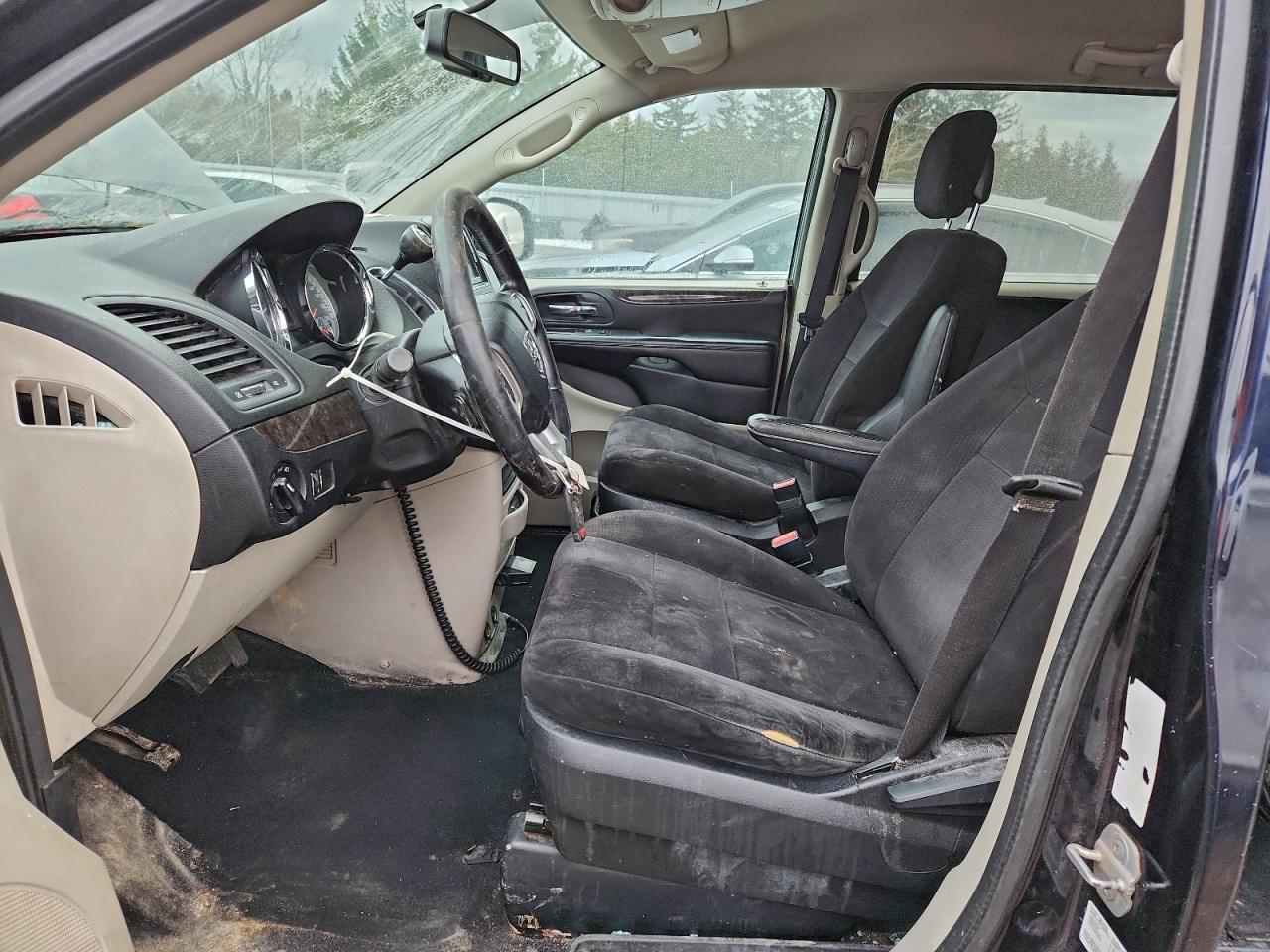 2011 DODGE GRAND CARAVAN EXPRESS photo 19