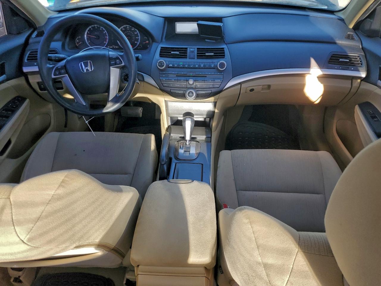 2012 HONDA ACCORD LXP photo 8