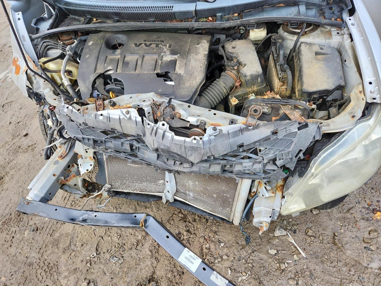 2011 TOYOTA COROLLA BASE photo 21