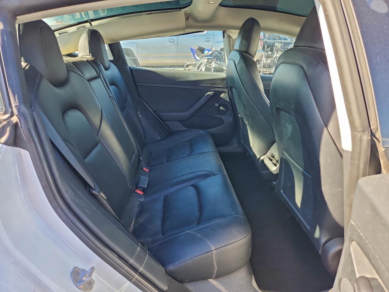 2023 TESLA MODEL 3 photo 10