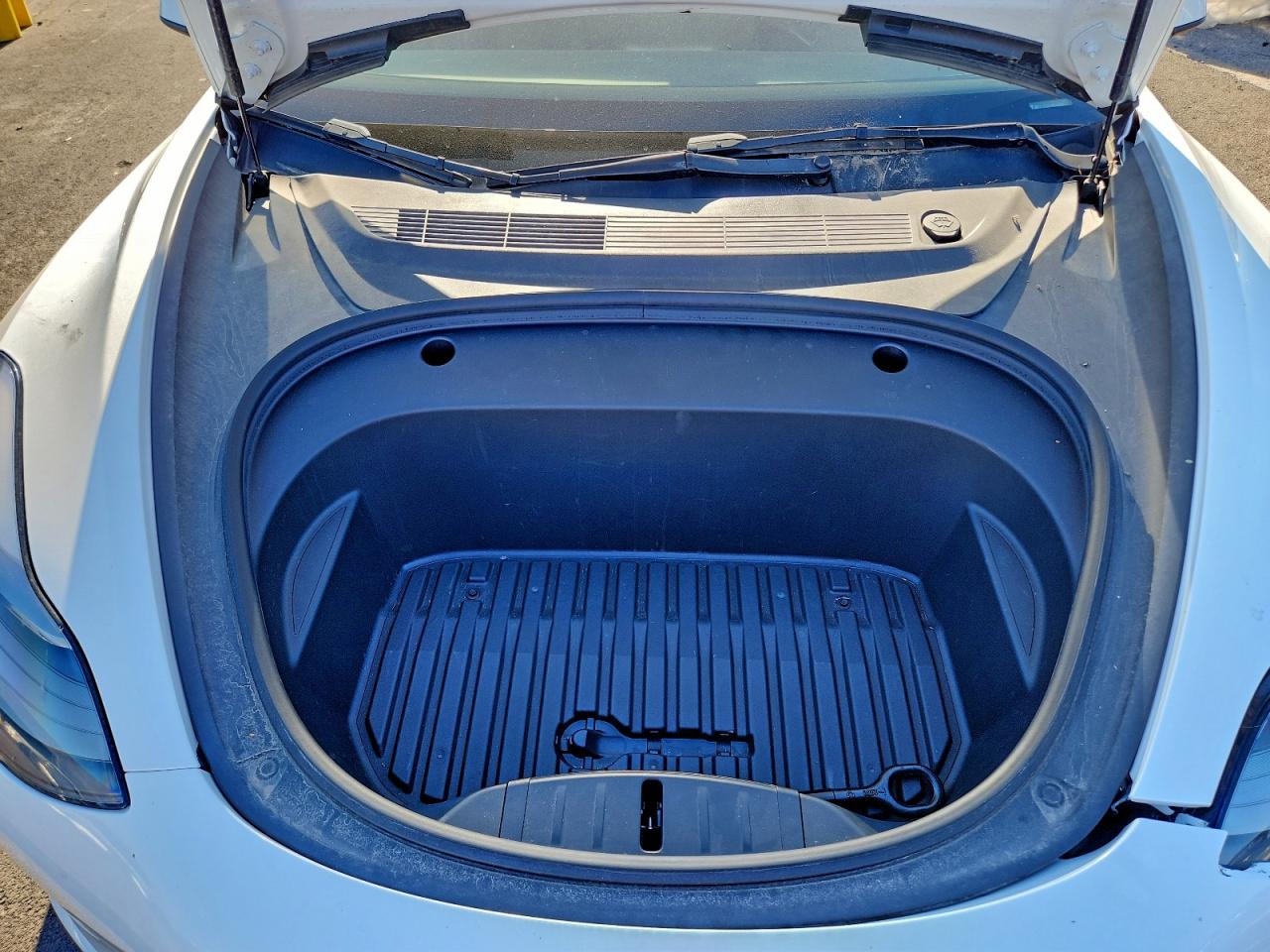2023 TESLA MODEL 3 photo 11
