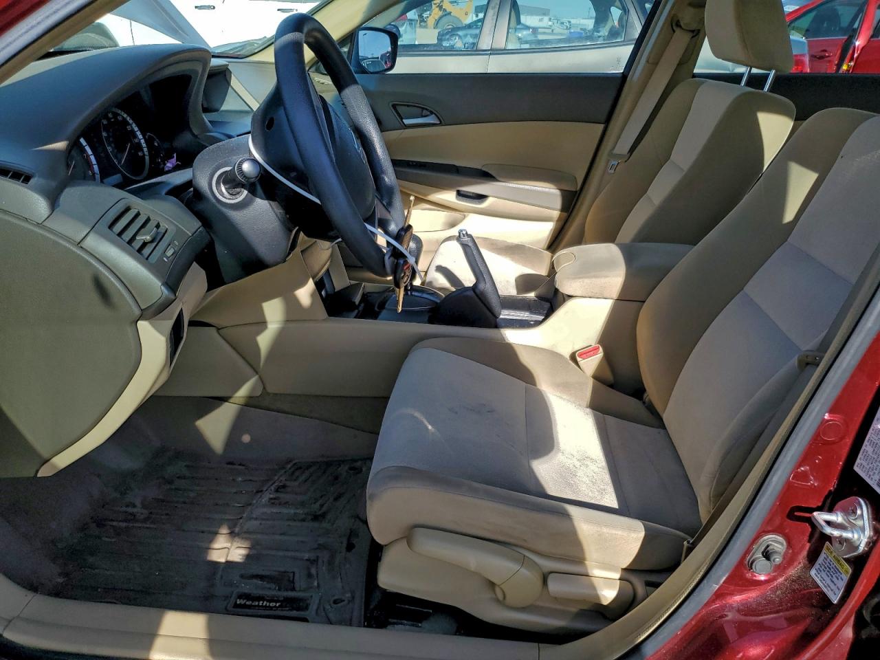 2009 HONDA ACCORD LX photo 13