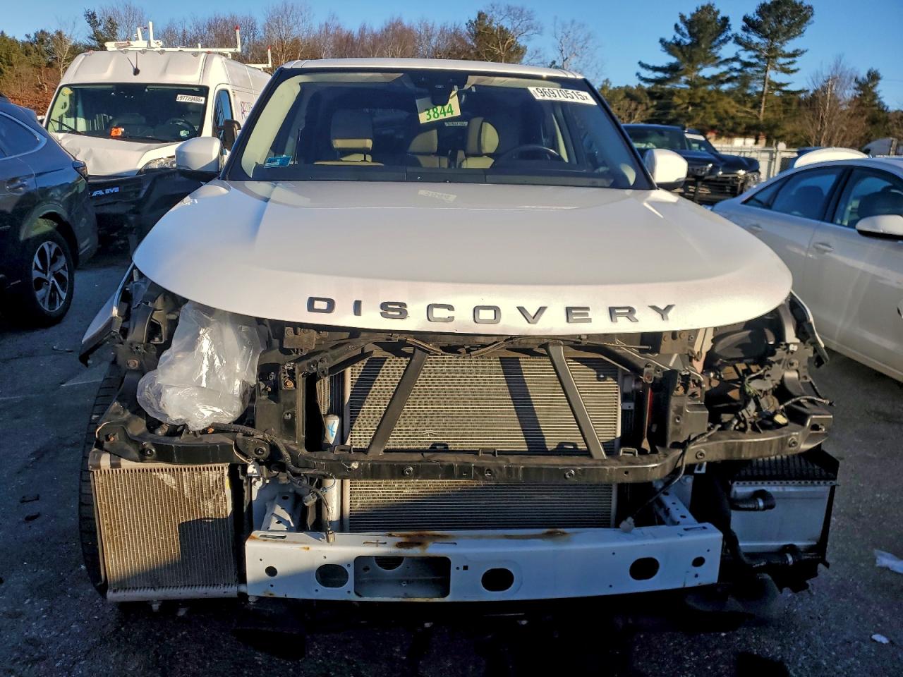 2019 LAND ROVER DISCOVERY SE photo 5