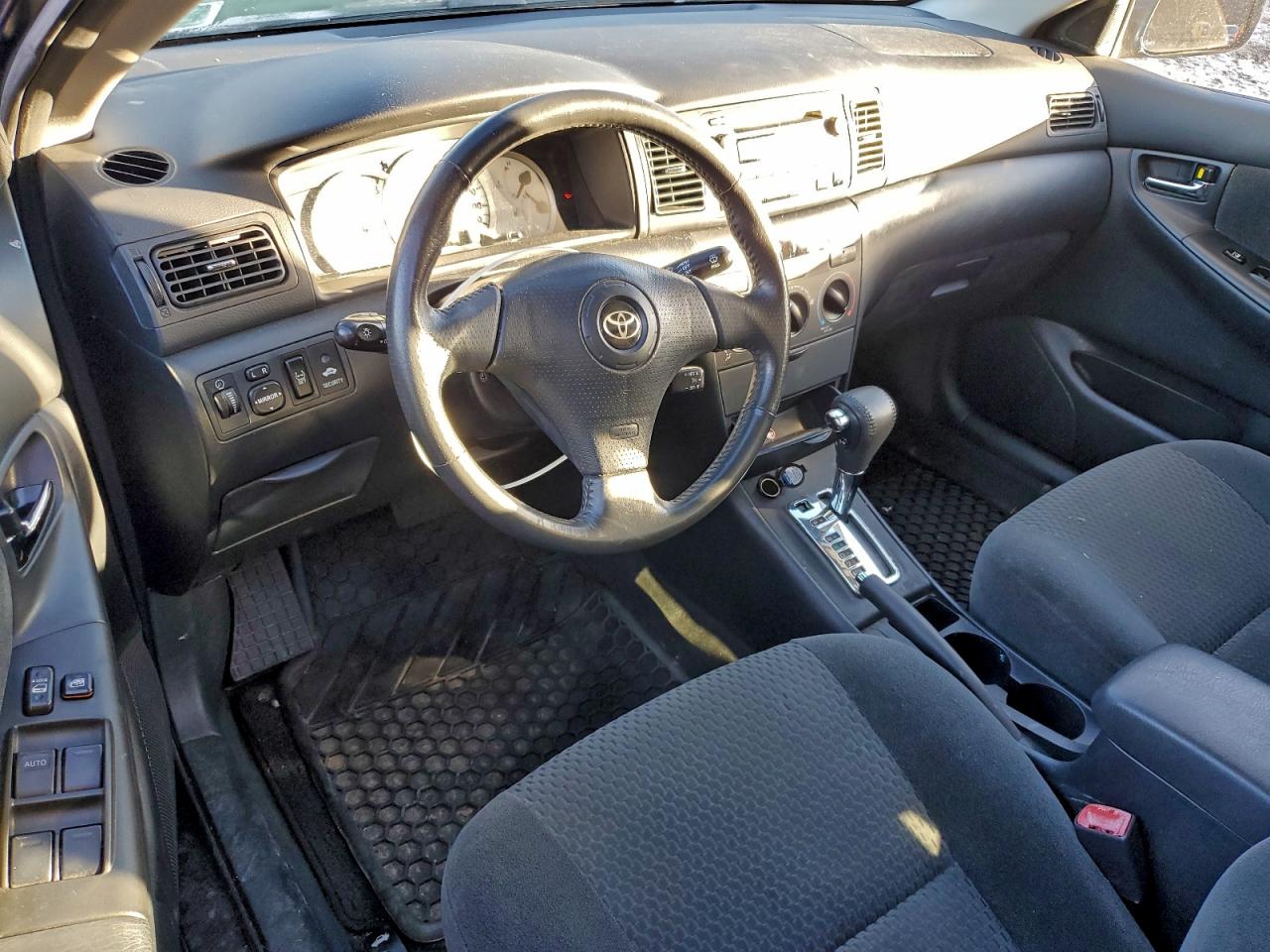2006 TOYOTA COROLLA CE photo 8