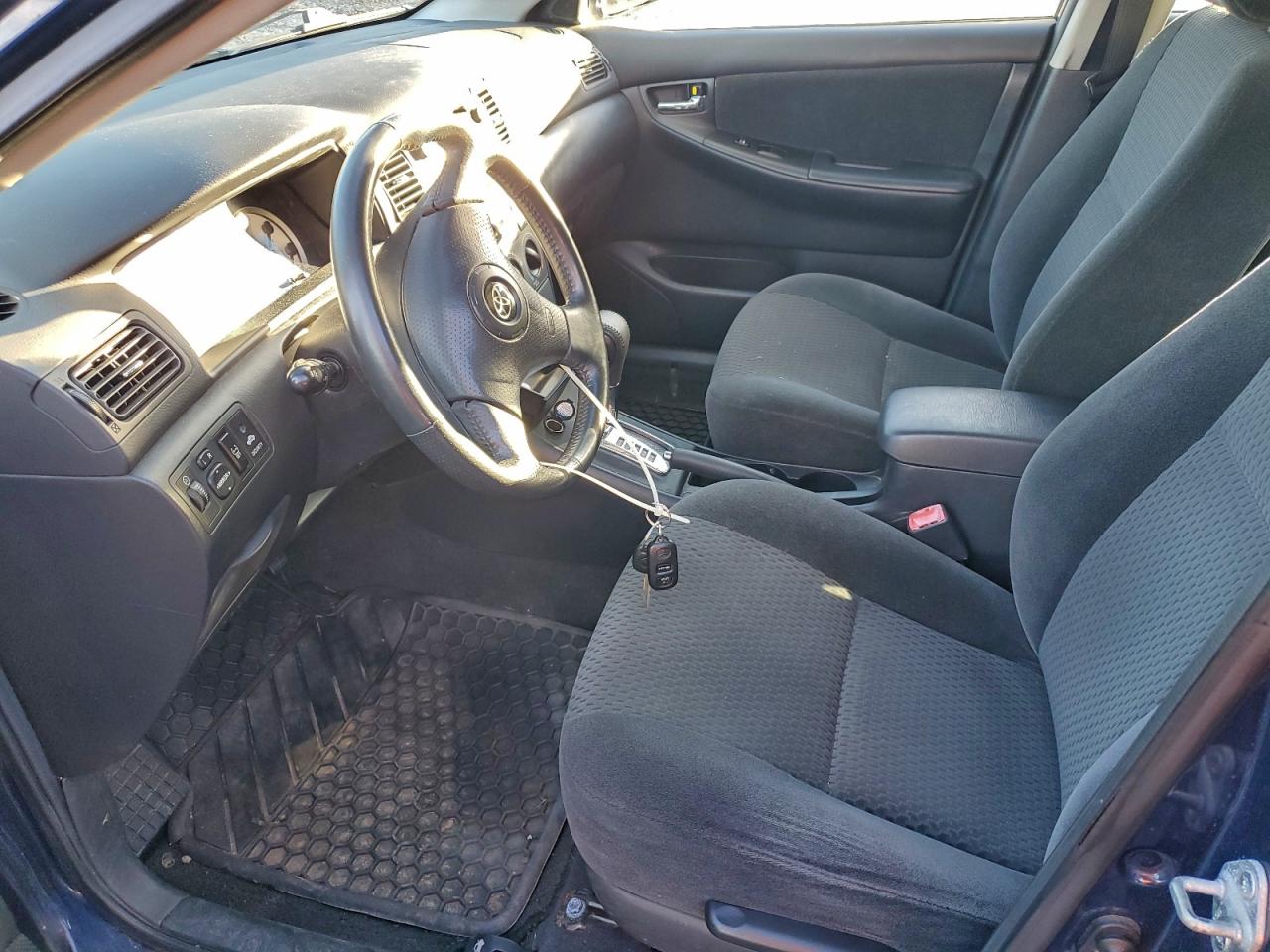 2006 TOYOTA COROLLA CE photo 7