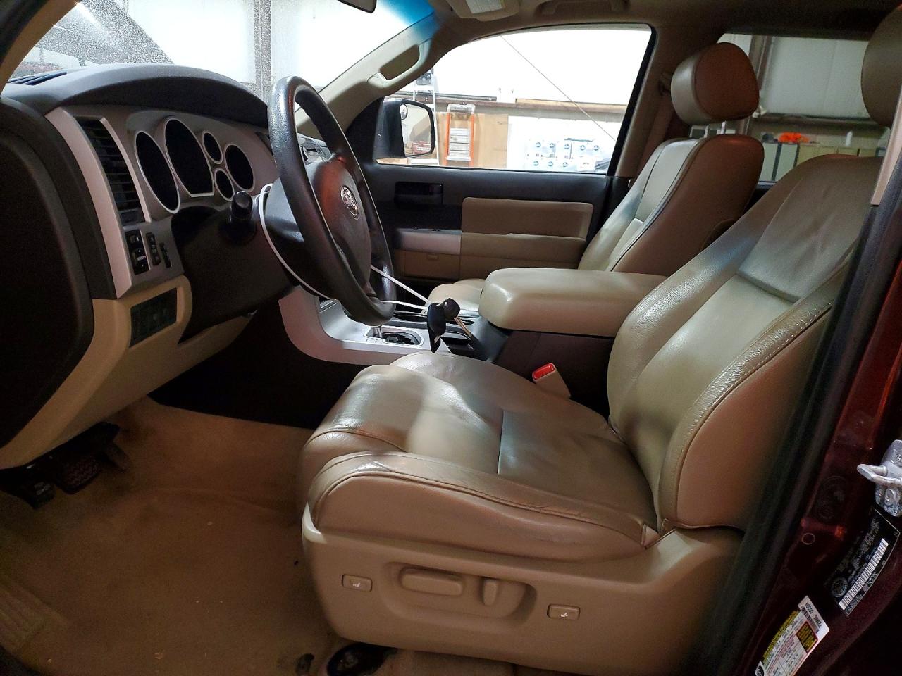 2008 TOYOTA SEQUOIA SR5 photo 7