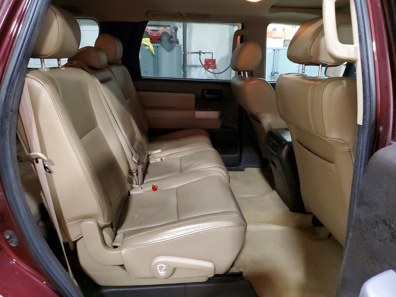 2008 TOYOTA SEQUOIA SR5 photo 11