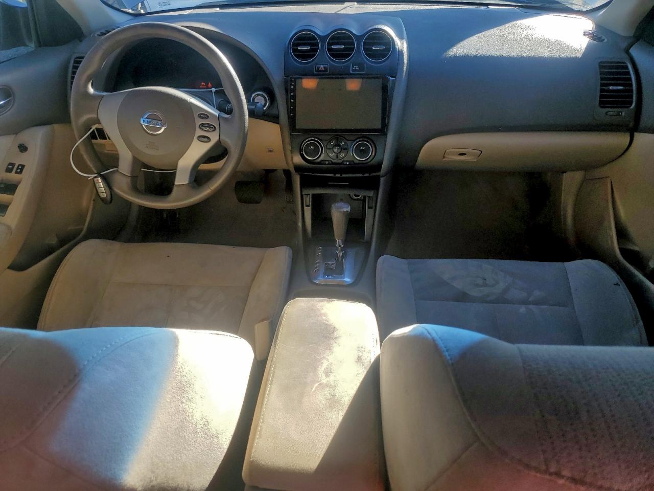 2011 NISSAN ALTIMA BASE photo 8