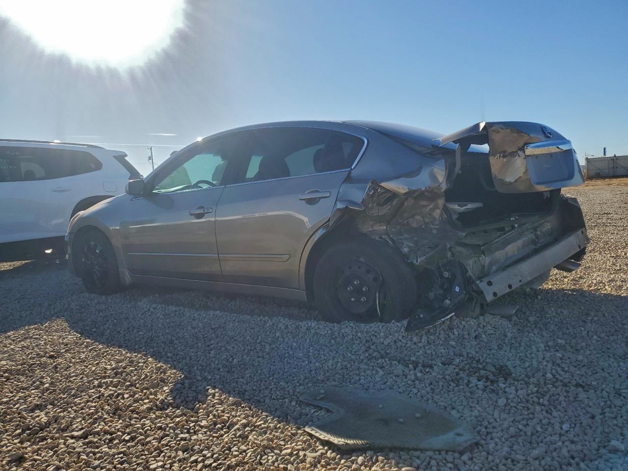 2011 NISSAN ALTIMA BASE photo 2