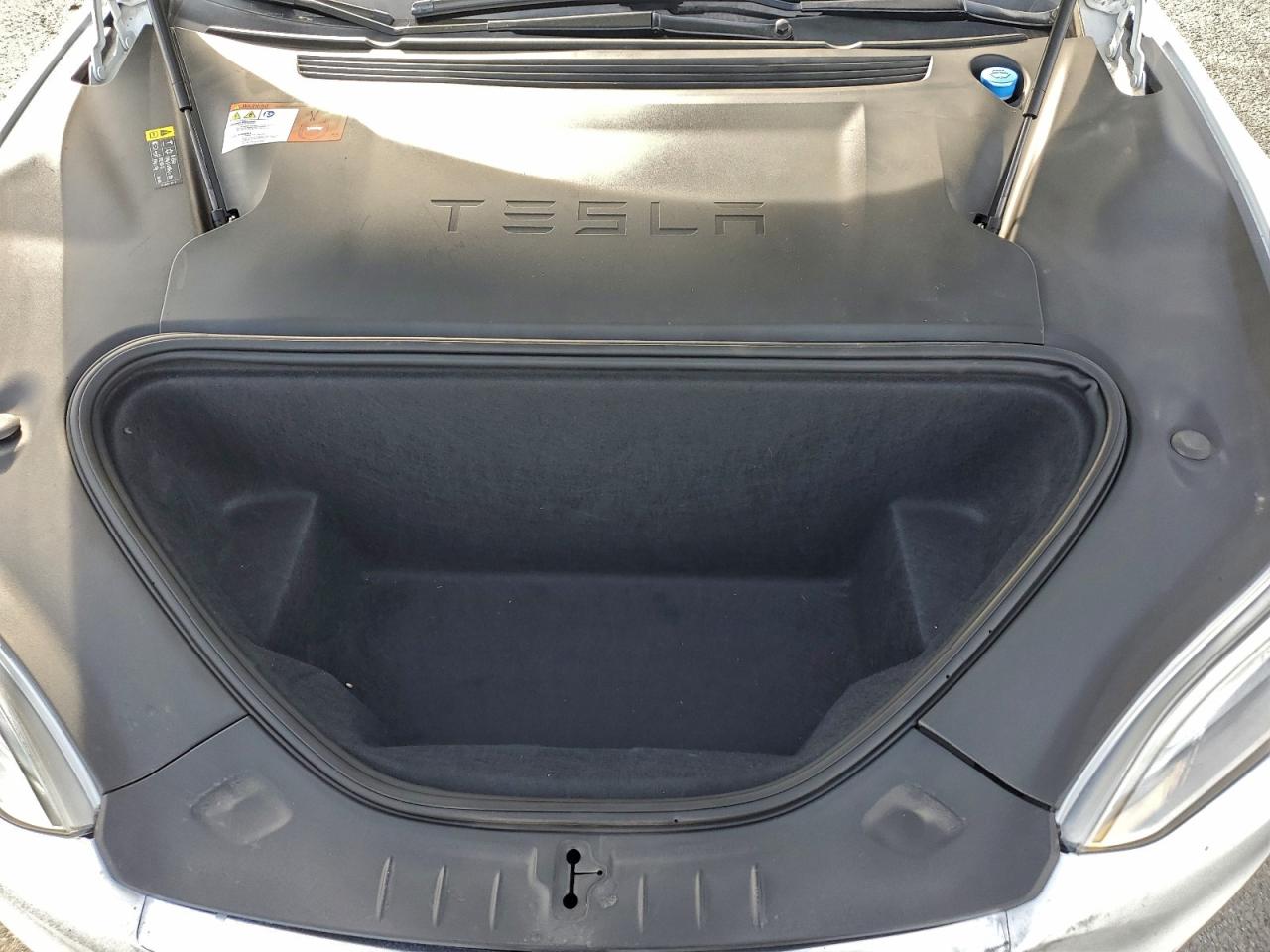 2018 TESLA MODEL S photo 11