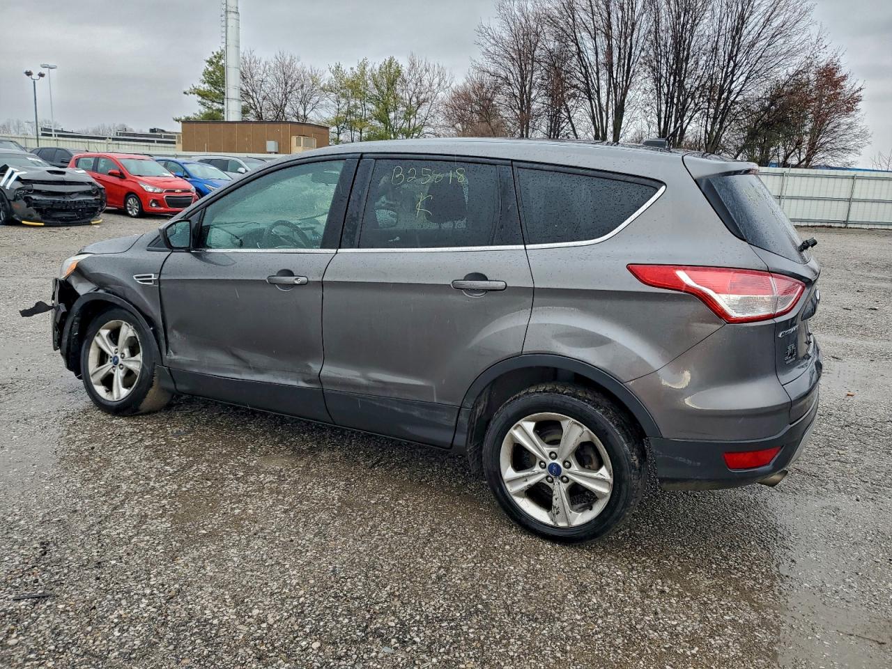 2013 FORD ESCAPE SE photo 2