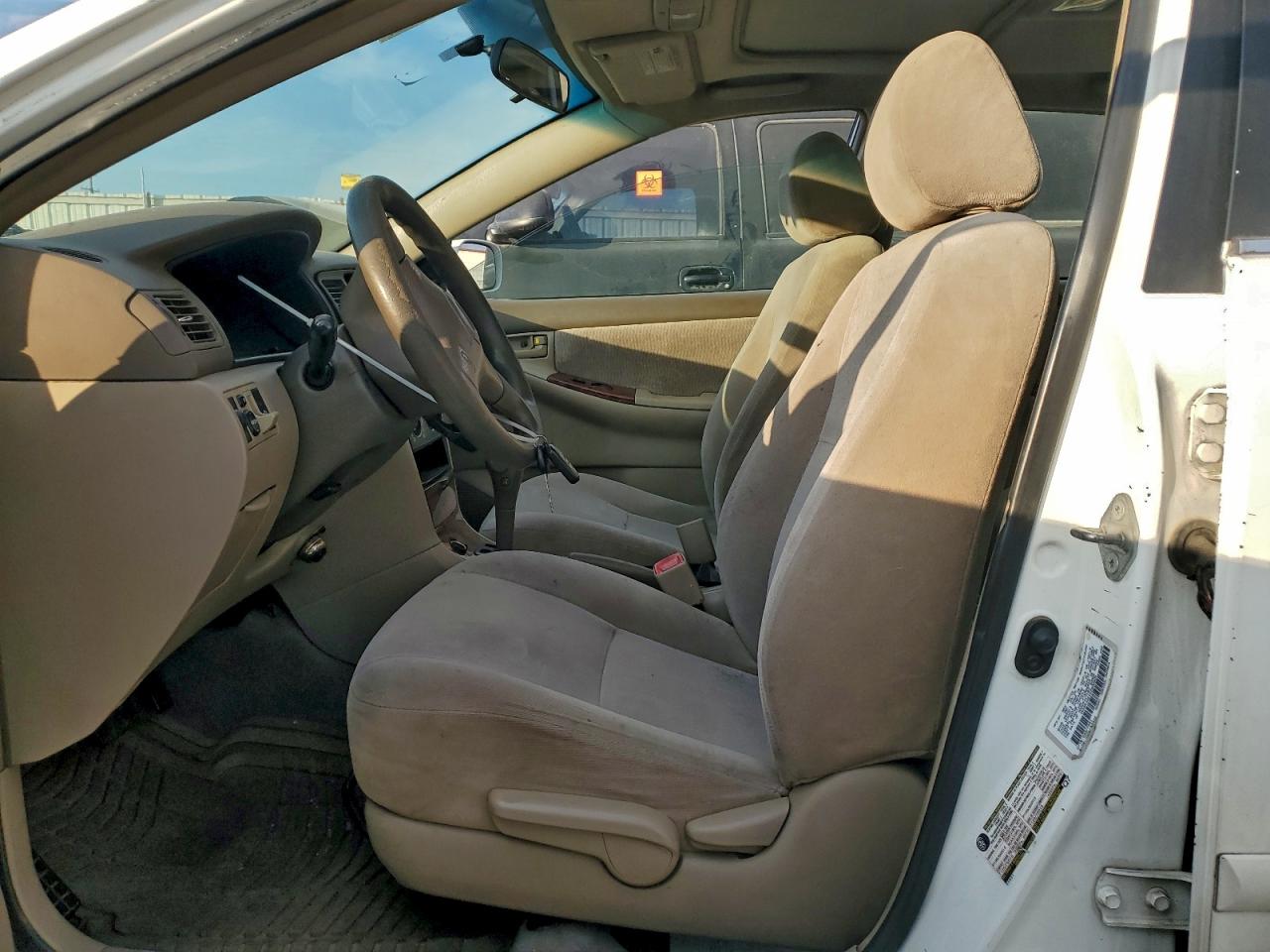 2005 TOYOTA COROLLA CE photo 7
