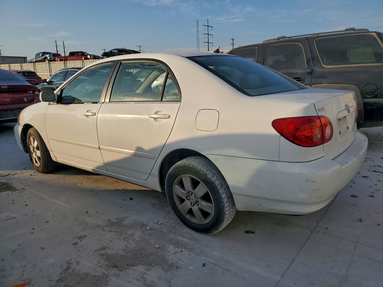 2005 TOYOTA COROLLA CE photo 2