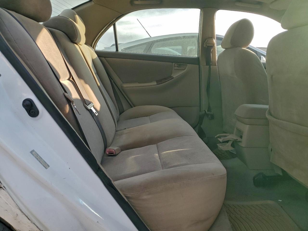 2005 TOYOTA COROLLA CE photo 10