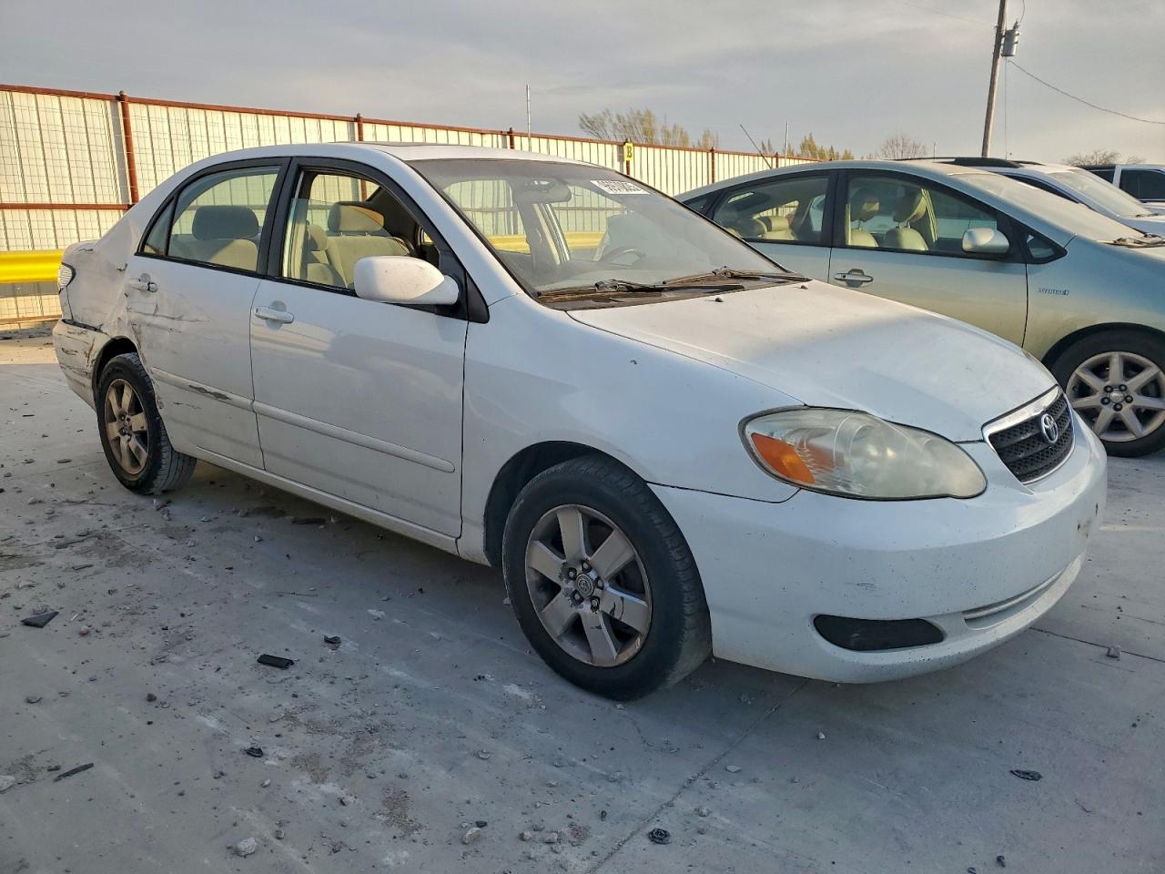 2005 TOYOTA COROLLA CE photo 4